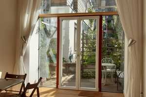 Stilvolles ruhiges 1-Zimmer Studio mit Terrasse in grüner Oase in Köln Bayenthal – Köln – Vorschaubild 1