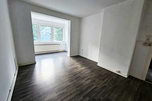 Attraktive 3-Zimmer-Wohnung in gefragter Lage – Die vollständige Adresse der Immobilie erhältst du vom Anbieter., 44787 Gleisdreieck, Bochum – Vorschaubild 2