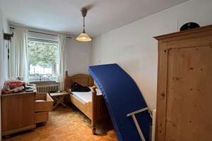 Sanierungsbedürftiges Zweifamilienhaus mit Entwicklungspotenzial in Burgweinting – Die vollständige Adresse der Immobilie erhältst du vom Anbieter., 93055 Burgweinting-Harting, Regensburg – Vorschaubild 10