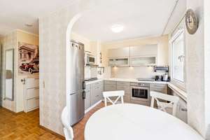 Leerstehende 2,5-Zimmer-Wohnung mit Balkon, Tiefgarage und attraktivem Umbaupotenzial in München – Strehleranger 00, 81735 Neuperlach, München – Vorschaubild 11