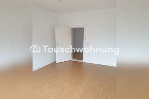 Tauschwohnung: Biete 2 Zimmer mit Balkon in Karlshorst