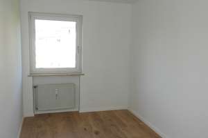 Sehr schöne helle 3-Zi.-Wohnung 75qm EBK Balkon U1 Wettersteinplatz Erstbezug nach Renovierung TOP – Die vollständige Adresse der Immobilie erhältst du vom Anbieter., 81547 Giesing, München – Vorschaubild 6