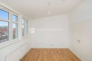 2021 gebaut! 2,5-Zi. DG-Whg: 30qm Wohnraum, Süd-Balkon und EBK! – Trützschlerstr. 12, 12487 Johannisthal, Berlin – Vorschaubild 8