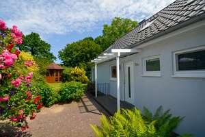 Zeitgemäßes Wohnen nahe Golfplatz / Ostsee – Die vollständige Adresse der Immobilie erhältst du vom Anbieter., 23570 Travemünde, Lübeck – Vorschaubild 8