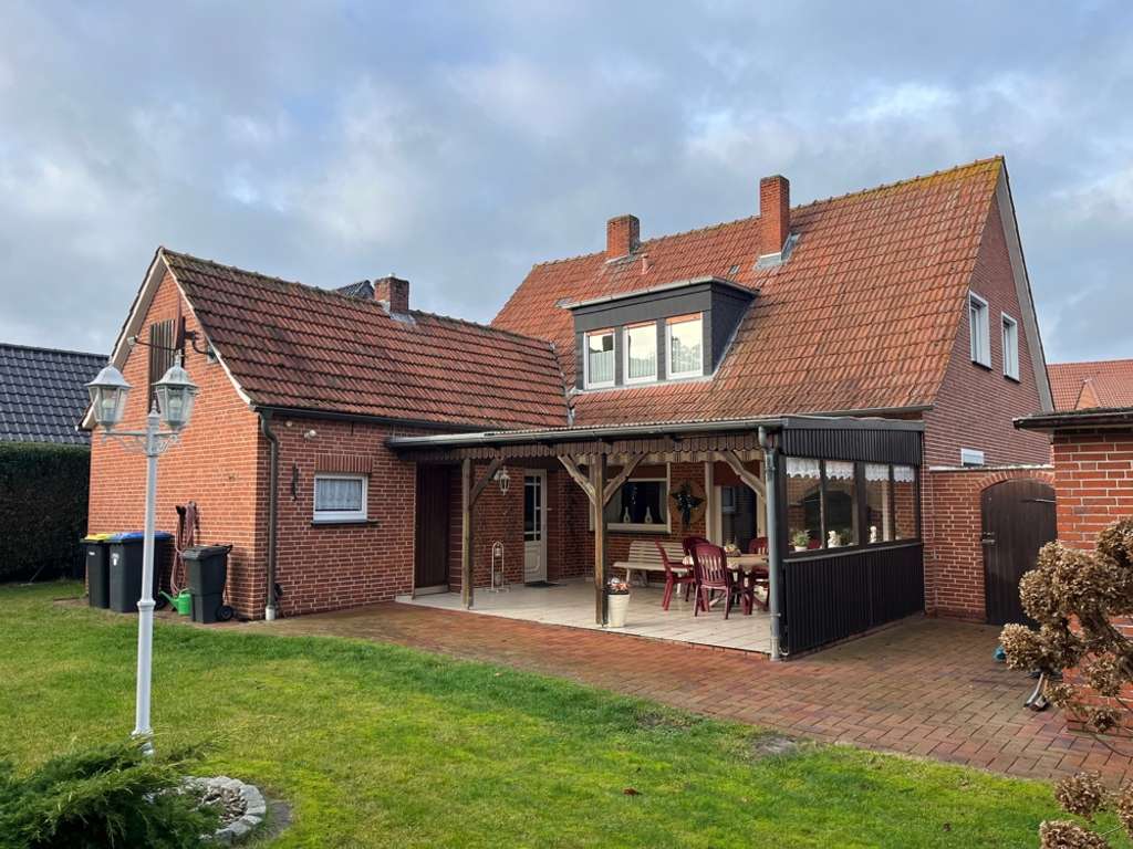 Immobilie in Börger - Manche Häuser erkennt man sofort – EFH mit 1.115 m² Grundstück & 2 Garagen - Bild 2