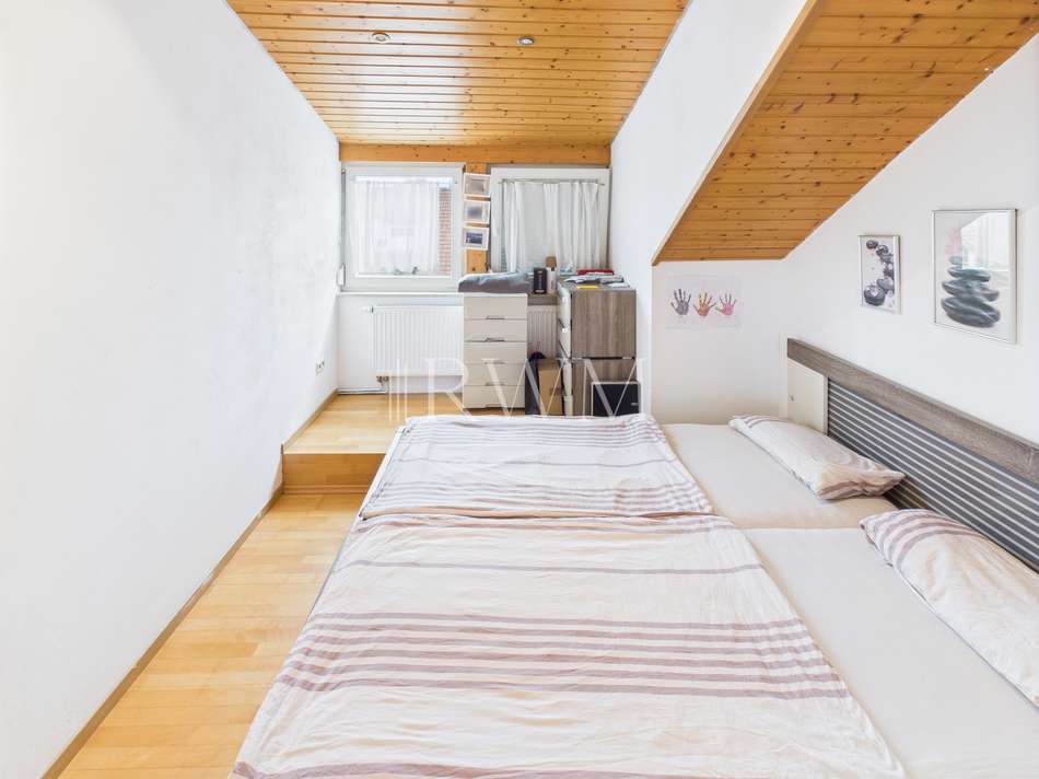 Haupthaus - Dachgeschoss Schla
