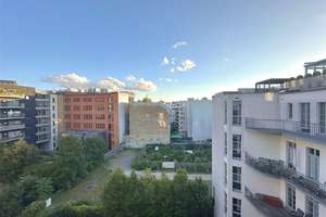 Berlin-Mitte: Freie 4-Zimmer-Wohnung mit Südbalkon, Aufzug und ruhigem Innenhof – Die vollständige Adresse der Immobilie erhältst du vom Anbieter., 10179 Mitte (Ortsteil), Berlin – Vorschaubild 3