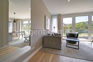 MÖBLIERT - BESTE LAGE - Modernes Business Apartment mit Balkon – Die vollständige Adresse der Immobilie erhältst du vom Anbieter., 70191 Heilbronner Straße, Stuttgart – Vorschaubild 4