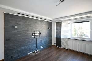 Wohnen am Wasser: 2-Zimmer-Wohnung mit Balkon am Kanal!