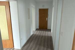     Renovierte 3-Zimmer-Wohnung mit Balkon in gepflegtem Mehrfamilienhaus – Die vollständige Adresse der Immobilie erhältst du vom Anbieter., 42699 Ohligs/Aufderhöhe/Merscheid, Solingen – Vorschaubild 10