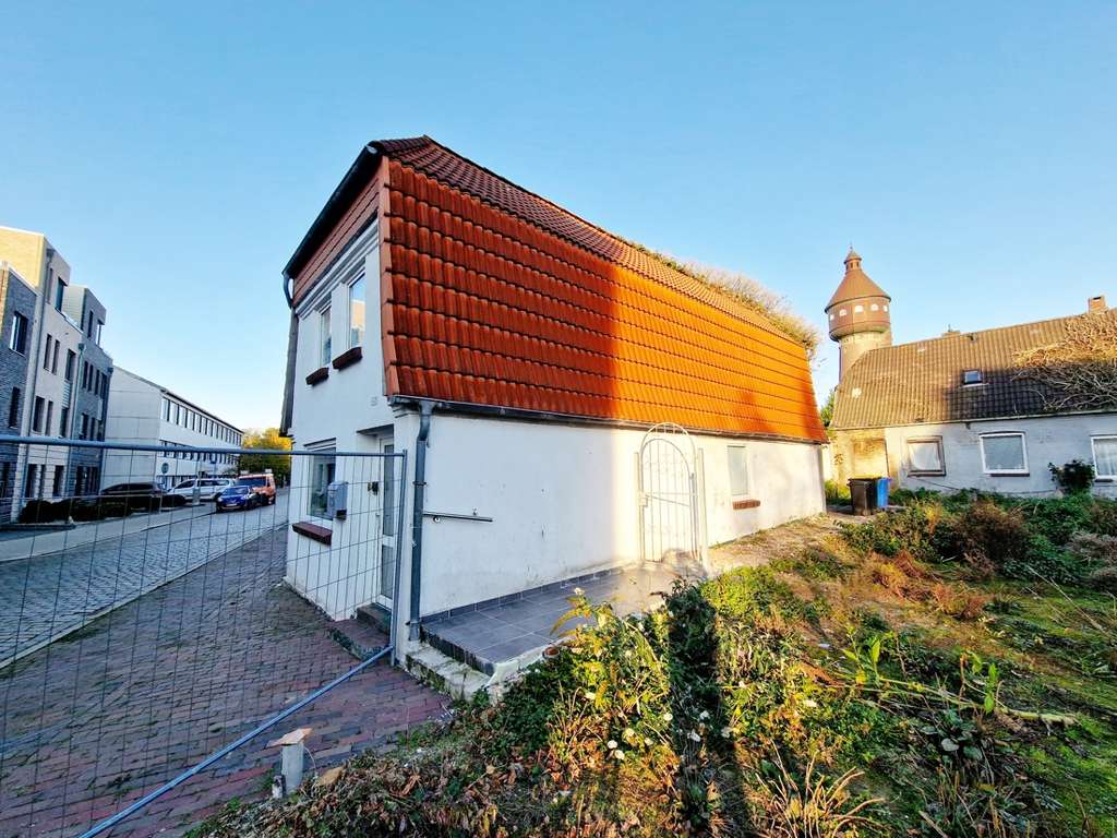 Immobilie in Heide - 2x vermietete Wohnungen zentral in Heide - Bild 2