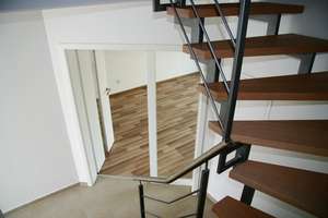 +++MODERNES REIHENECKHAUS+NEUWERTIG+5 ZIMMER+GÄSTE-WC+SOLAR+FBH+.V.M.!!!+++