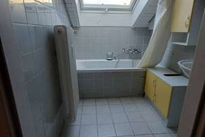 Charmante 3-Zimmer Dachgeschosswohnung mit Balkon in Stuttgart-Feuerbach – Fichtelbergstraße 40, 70469 Lemberg/Föhrich, Stuttgart – Vorschaubild 8