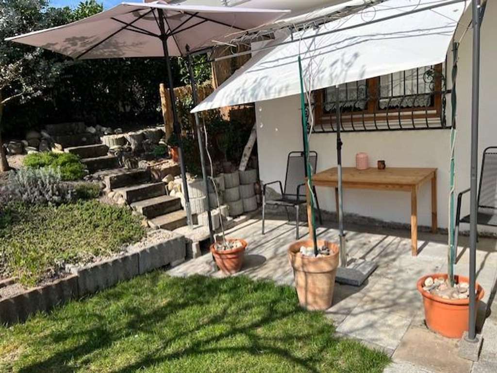 Immobilie in Wutöschingen - In sonniger Sackgassenlage, EBK, ELW, freist., Bj. 91, EG+OG 5 ½ Zi., EBK, gr. tiefer Balkon, sch... - Bild 3