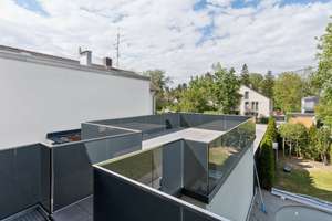 Exklusives Endreihenhaus mit Pool in Bestlage von Bogenhausen-Englschalking – Die vollständige Adresse der Immobilie erhältst du vom Anbieter., 81929 Daglfing, München – Vorschaubild 19