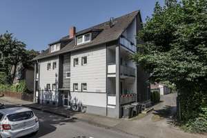 Kapitalstarkes 6‑Familienhaus mit Balkonen und Garagen in ruhiger Lage von Bochold – Die vollständige Adresse der Immobilie erhältst du vom Anbieter., 45356 Bochold, Essen – Vorschaubild 3