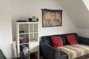 Lebendig wohnen: 3-Zimmer-Dachgeschosswohnung in Bremen-Findorff – Die vollständige Adresse der Immobilie erhältst du vom Anbieter., 28215 Findorff-Bürgerweide, Bremen – Vorschaubild 3