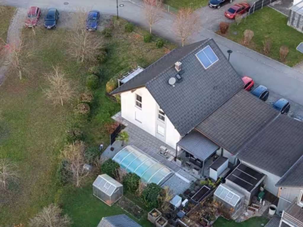 Immobilie in Aitrach - Einfamilienhaus mit Pool * KfW 55 Standard - Bild 4