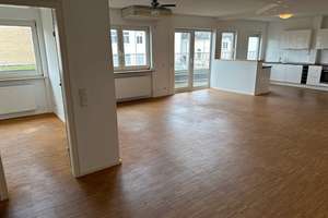 Wohnen über den Dächern von Wiesbaden, klimatisiert – Die vollständige Adresse der Immobilie erhältst du vom Anbieter., 65183 Mitte, Wiesbaden – Vorschaubild 4