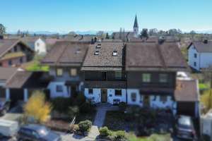 Sofort bezugsfrei: Charmantes Reihenmittelhaus mit PV-Anlage, Kamin & traumhaftem Blick ins Grüne – Die vollständige Adresse der Immobilie erhältst du vom Anbieter., 83512 Wasserburg am Inn – Vorschaubild 2
