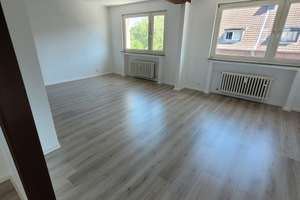 frisch renovierte 3- Zimmer Wohnung