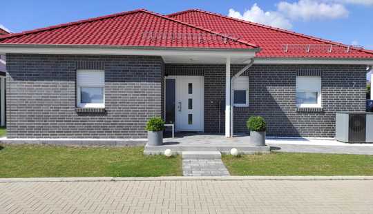 Bild von Barrierefreier Bungalow Massivhaus 150 m2 + 60 m2 Terrasse + Doppelgarage 54 m2