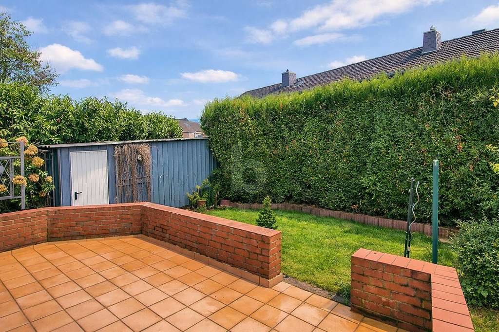 WOHNEN IM GRÜNEN MIT STADTNÄHE