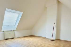 Grüne 3-Zimmer-Wohnung mit Sonnenbalkon in bester Wohnlage in Opladen – Altstadtstr. 51, 51379 Opladen, Leverkusen – Vorschaubild 9