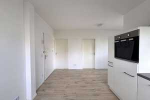 Bezugsfertig & modernisiert – Lichtdurchflutete 3-Zimmer-Wohnung mit Balkon in Toplage-Schöneberg – Berlin – Vorschaubild 4
