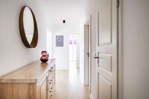 Modernes Penthouse mit Dachterrasse, Licht und Linie – Die vollständige Adresse der Immobilie erhältst du vom Anbieter., 22455 Niendorf, Hamburg – Vorschaubild 2