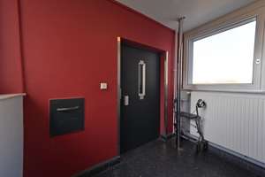 Lichtdurchflutetes Apartment mit Loggia und Blick auf die Elbvororte  – Die vollständige Adresse der Immobilie erhältst du vom Anbieter., 22609 Osdorf, Hamburg – Vorschaubild 12