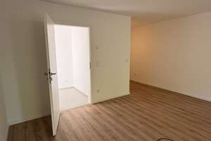 Erstbezug nach Sanierung– moderne Einliegerwohnung mit Terrasse in Bochum-Stiepel – Henkenbergstraße XX, 44797 Stiepel, Bochum – Vorschaubild 7