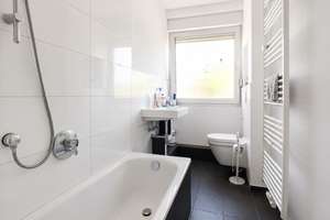 ...GEPFLEGTE 3-ZIMMER-WOHNUNG MIT LOGGIA UND TRAUMHAFTEM GRÜNBLICK... – 48157 Coerde, Münster – Vorschaubild 14