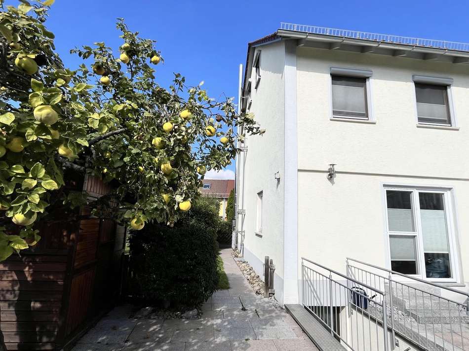 Hausansicht Gartenseite