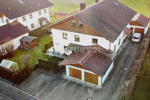 Doppelhaushälfte mit zwei Wohneinheiten und großem Garten – Vielseitig und charmant! – Die vollständige Adresse der Immobilie erhältst du vom Anbieter., 83342 Tacherting – Vorschaubild 13