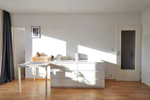 Möblierte 1-Zimmer-Wohnung mit Balkon und separater Küche nahe U1  – Die vollständige Adresse der Immobilie erhältst du vom Anbieter., 81547 Giesing, München – Vorschaubild 1