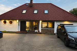 Exklusives Einfamilienhaus mit Wasserzugang, mediterraner Terrasse und Traumgrundstück. Ohne Makler – Die vollständige Adresse der Immobilie erhältst du vom Anbieter., 25348 Blomesche Wildnis – Vorschaubild 1