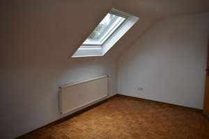 Renovierte, gepflegte 3,5 Zimmer-Wohnung in ruhiger Höhenlage von Stuttgart Kaltental – Schiltacher Straße 18, 70569 Kaltental, Stuttgart – Vorschaubild 2