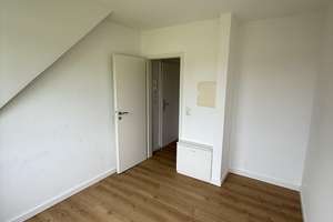 Helle 73qm 3-Zimmer-Wohnung nahe Mercedes, Rheinmetall, TKMS - Balkon, Büro & Tiefgarage – Schaphuser Straße 15, 28307 Osterholz (Ortsteil), Bremen – Vorschaubild 9