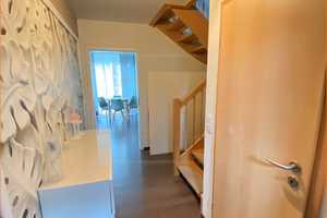 Zuhause für Generationen – modernes Zweifamilienhaus mit großem Garten, Kamin und Südwestterrasse – Pinneberg (Kreis) – Vorschaubild 8