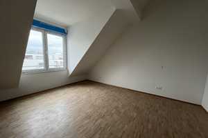SOMMER AUF DER EIGENEN DACHTERRASSE VERBRINGEN!! Lichtdurchflute, großzügige 4-Zimmer – Steinenbergstrasse 20, 72764 Reutlingen (Kreis) – Vorschaubild 11