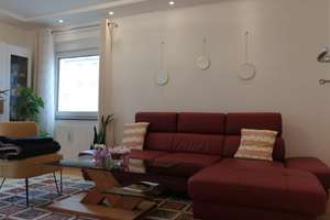 Moderne 3-Zi-Wohnung mit Garage und Gartenfläche ohne Makler