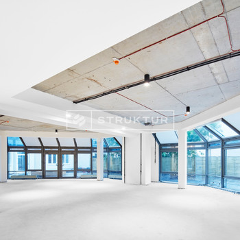 BLICK INS GRÜNE - Helle Fläche im EG - ME 2