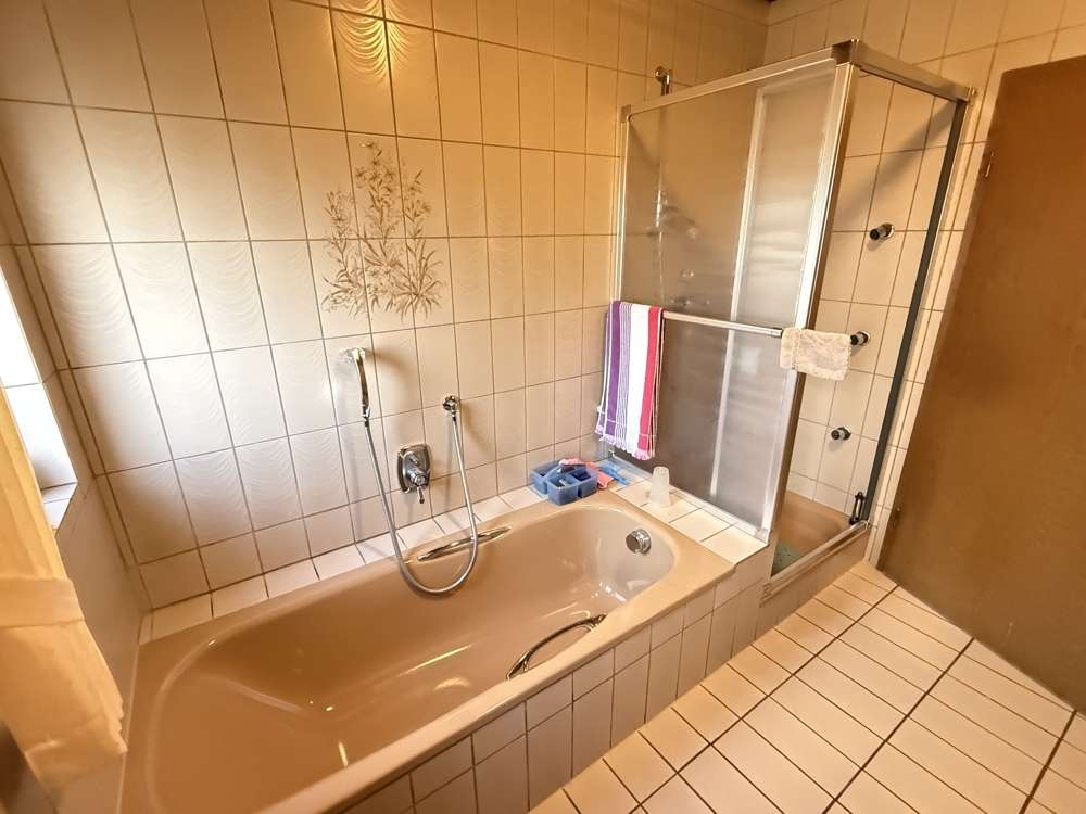 Immobilie in Steimel - Ansprechendes Einfamilienhaus mit außergewöhnlichem Raumangebot in ruhiger Ortsrandlage - Bild 7