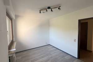 4-Zimmer-Wohnung in Hagen-Holthausen mit Garage, Keller und Dachboden als Waschküche – Die vollständige Adresse der Immobilie erhältst du vom Anbieter., 58093 Hohenlimburg (Ortsteil), Hagen – Vorschaubild 11