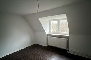 Kleine Single-Wohnung unterm Dach (28qm) – Boelckestraße 6, 24768 Rendsburg – Vorschaubild 1