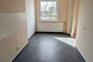 Großzügige 3 Zimmer Wohnung in zentraler Lage ab SOFORT!! – Striegauer Str. 4, 90473 Langwasser Südost, Nürnberg – Vorschaubild 7