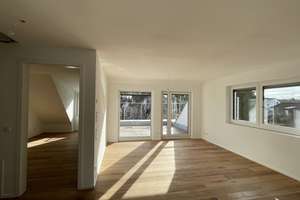  2-Zimmer-Dachgeschoßwohnung mit Dachterasse  – Edeltraudstraße 48, 81827 Waldtrudering, München – Vorschaubild 4