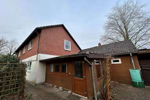 Bezugsfreie Doppelhaushälfte mit Potenzial im Oldenburger Stadtsüden – Lammweg 14, 26133 Bümmerstede, Oldenburg (Oldenburg) – Vorschaubild 2