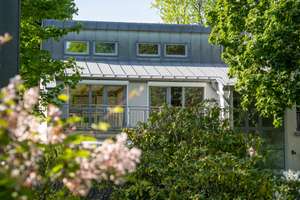 Geschmackvolle, gepflegte 2-Zimmer-Maisonette-Wohnung mit geh. Innenausstattung mit Balkon und EBK – Die vollständige Adresse der Immobilie erhältst du vom Anbieter., 38104 Wabe-Schunter-Beberbach, Braunschweig – Vorschaubild 2